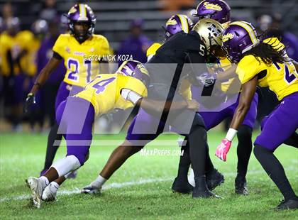 Thumbnail 2 in Lynwood vs. Magnolia photogallery.