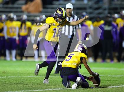 Thumbnail 2 in Lynwood vs. Magnolia photogallery.