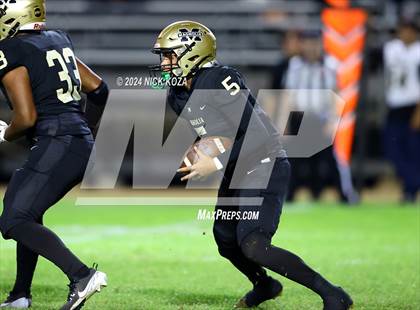 Thumbnail 3 in Lynwood vs. Magnolia photogallery.