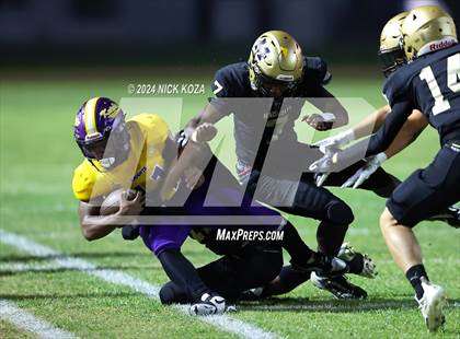 Thumbnail 3 in Lynwood vs. Magnolia photogallery.