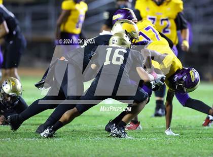 Thumbnail 1 in Lynwood vs. Magnolia photogallery.