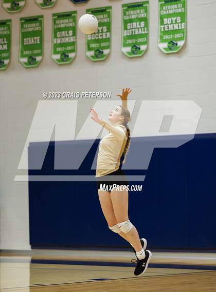 Thumbnail 1 in Logan @ Ridgeline photogallery.