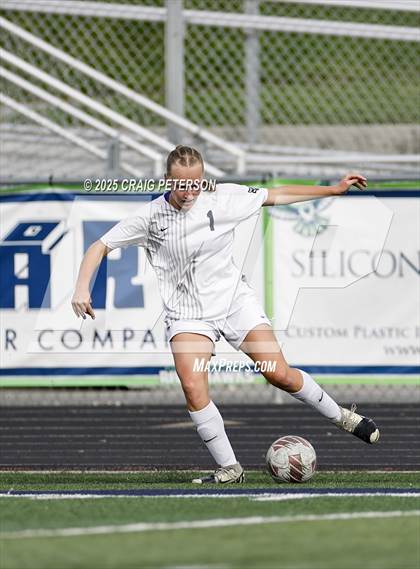 Thumbnail 3 in Ridgeline vs. Timpanogos (UHSAA 4A Second Round) photogallery.