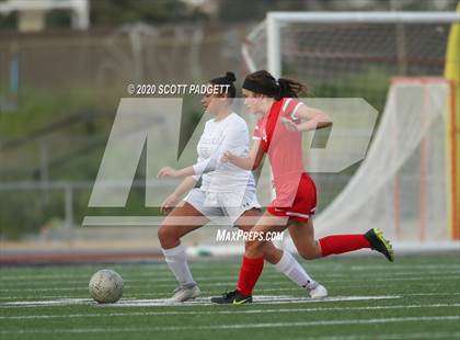 Thumbnail 3 in Mt. Carmel vs. Francis Parker (CIF SDS D2 Final) photogallery.
