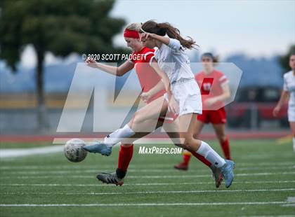 Thumbnail 2 in Mt. Carmel vs. Francis Parker (CIF SDS D2 Final) photogallery.