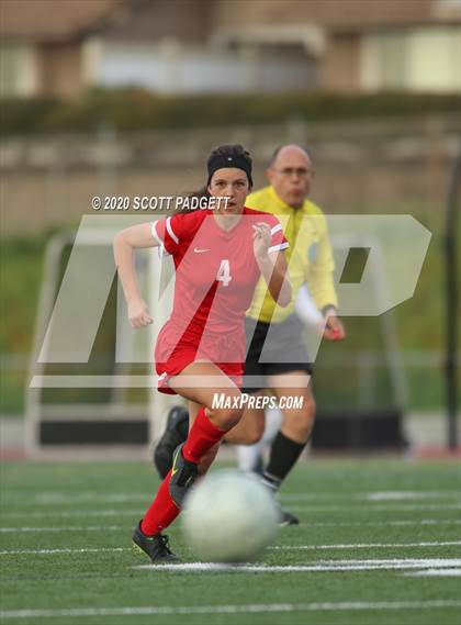 Thumbnail 2 in Mt. Carmel vs. Francis Parker (CIF SDS D2 Final) photogallery.