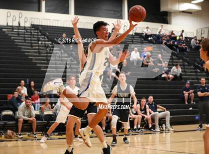 Thumbnail 2 in Calvary Chapel @ Dana Hills (Godinez Grizzly Invitational) photogallery.