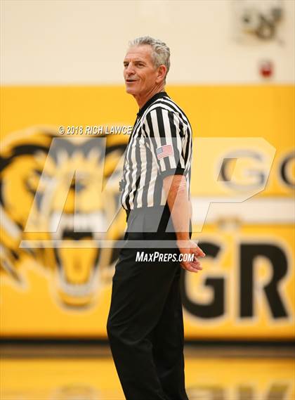 Thumbnail 3 in Calvary Chapel @ Dana Hills (Godinez Grizzly Invitational) photogallery.