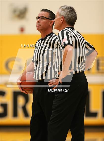Thumbnail 2 in Calvary Chapel @ Dana Hills (Godinez Grizzly Invitational) photogallery.