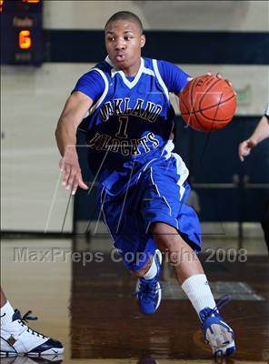 Thumbnail 1 in Oakland @ Bellarmine Prep (CIF NorCal Regional D1 Playoffs) photogallery.