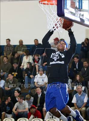 Thumbnail 2 in Oakland @ Bellarmine Prep (CIF NorCal Regional D1 Playoffs) photogallery.