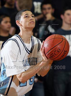 Thumbnail 1 in Oakland @ Bellarmine Prep (CIF NorCal Regional D1 Playoffs) photogallery.