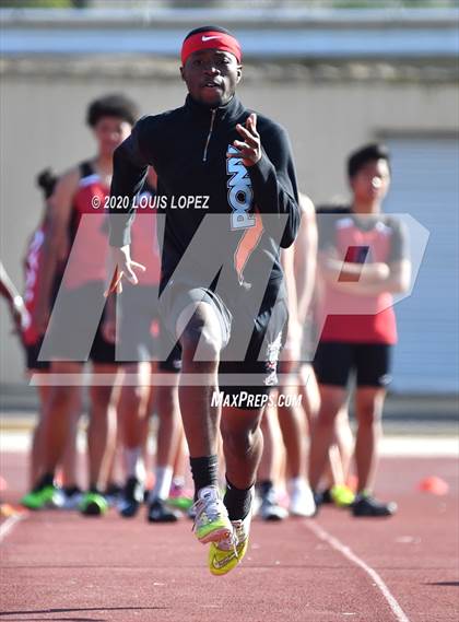 Thumbnail 2 in Alta Loma vs. Colony @ Ayala Tri Meet photogallery.