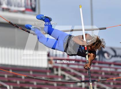 Thumbnail 1 in Alta Loma vs. Colony @ Ayala Tri Meet photogallery.