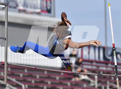 Thumbnail 2 in Alta Loma vs. Colony @ Ayala Tri Meet photogallery.