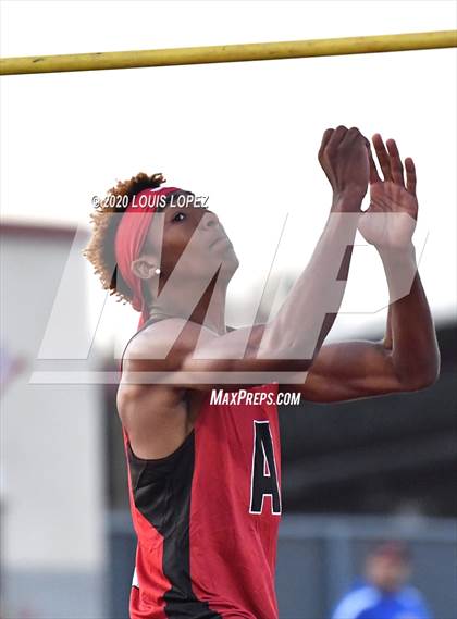 Thumbnail 1 in Alta Loma vs. Colony @ Ayala Tri Meet photogallery.