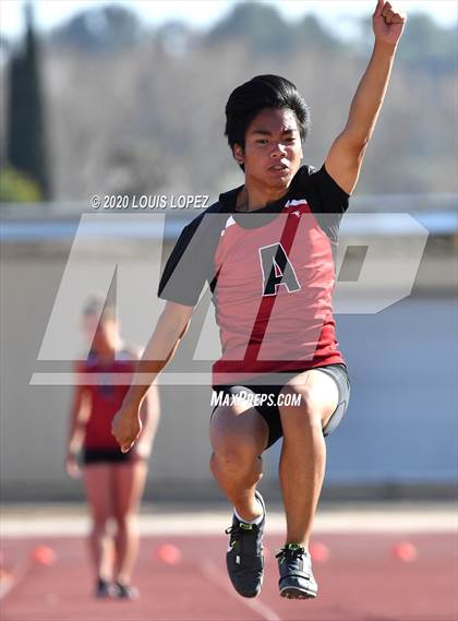 Thumbnail 1 in Alta Loma vs. Colony @ Ayala Tri Meet photogallery.