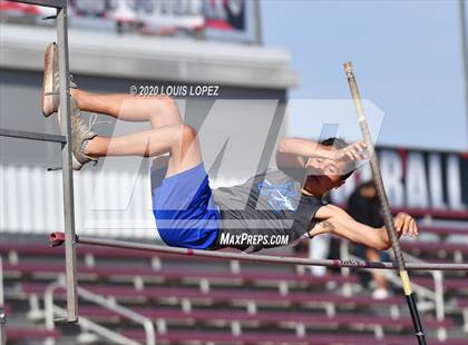 Thumbnail 2 in Alta Loma vs. Colony @ Ayala Tri Meet photogallery.