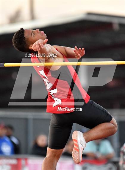 Thumbnail 3 in Alta Loma vs. Colony @ Ayala Tri Meet photogallery.