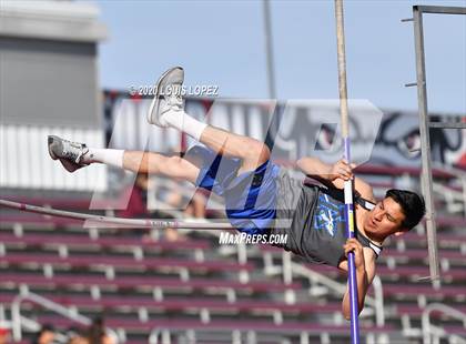 Thumbnail 3 in Alta Loma vs. Colony @ Ayala Tri Meet photogallery.