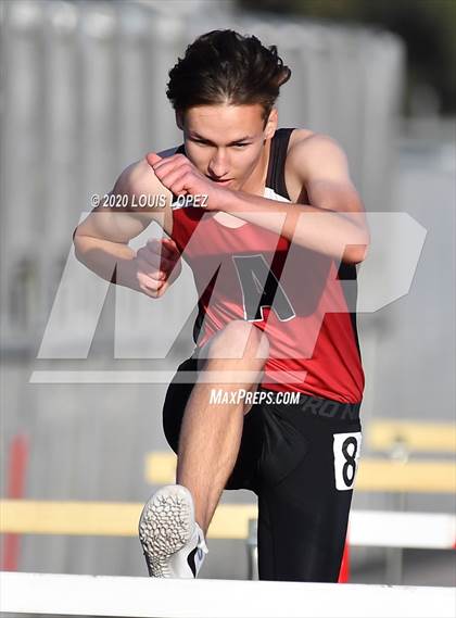 Thumbnail 1 in Alta Loma vs. Colony @ Ayala Tri Meet photogallery.