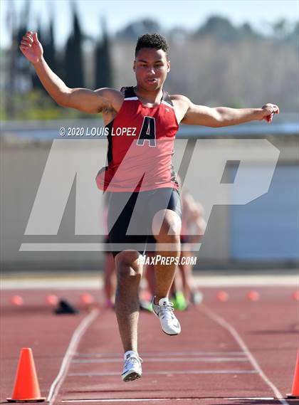 Thumbnail 1 in Alta Loma vs. Colony @ Ayala Tri Meet photogallery.