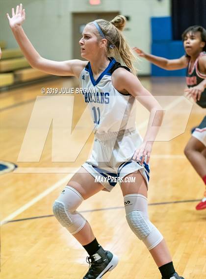 Thumbnail 1 in Fishers @ Indianapolis Bishop Chatard photogallery.