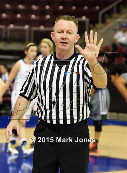 Thumbnail 3 in Phoenix Country Day vs. Phoenix Christian (AIA D4 Semifinal) photogallery.