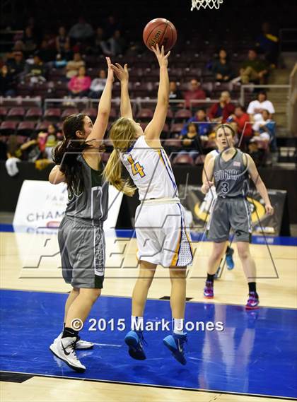 Thumbnail 2 in Phoenix Country Day vs. Phoenix Christian (AIA D4 Semifinal) photogallery.