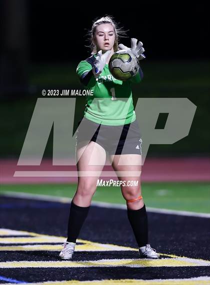 Thumbnail 2 in Menlo School @ Mountain View (CCS Open Division Quarterfinal) photogallery.