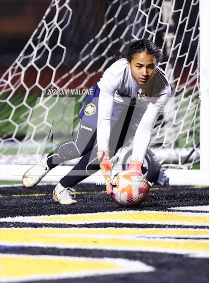 Thumbnail 2 in Menlo School @ Mountain View (CCS Open Division Quarterfinal) photogallery.