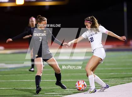 Thumbnail 2 in Menlo School @ Mountain View (CCS Open Division Quarterfinal) photogallery.