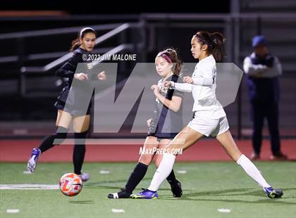 Thumbnail 3 in Menlo School @ Mountain View (CCS Open Division Quarterfinal) photogallery.