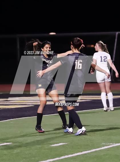 Thumbnail 2 in Menlo School @ Mountain View (CCS Open Division Quarterfinal) photogallery.
