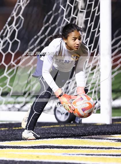 Thumbnail 3 in Menlo School @ Mountain View (CCS Open Division Quarterfinal) photogallery.