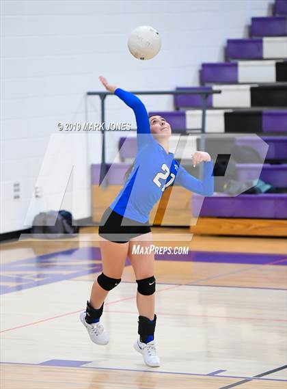 Thumbnail 3 in Kingman @ Northwest Christian photogallery.