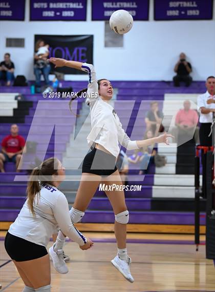 Thumbnail 3 in Kingman @ Northwest Christian photogallery.