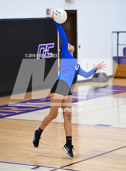 Thumbnail 3 in Kingman @ Northwest Christian photogallery.