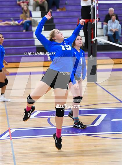 Thumbnail 3 in Kingman @ Northwest Christian photogallery.