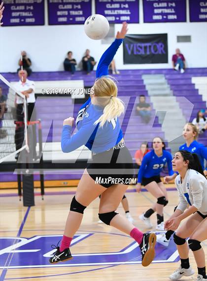 Thumbnail 2 in Kingman @ Northwest Christian photogallery.