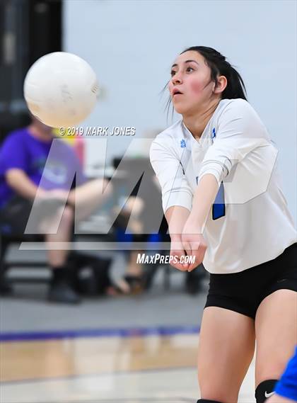 Thumbnail 1 in Kingman @ Northwest Christian photogallery.