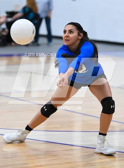 Thumbnail 3 in Kingman @ Northwest Christian photogallery.