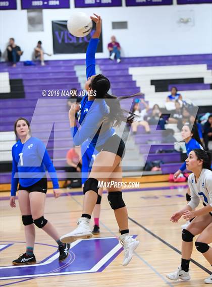 Thumbnail 2 in Kingman @ Northwest Christian photogallery.