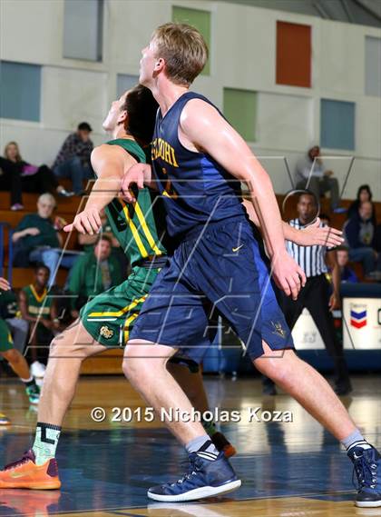 Thumbnail 3 in Mira Costa vs. Santa Monica (El Segundo Tournament) photogallery.