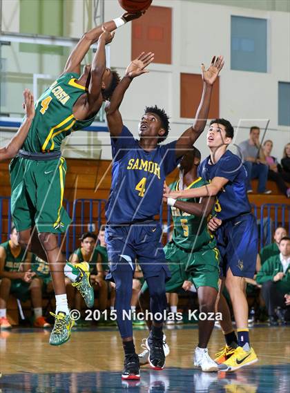 Thumbnail 2 in Mira Costa vs. Santa Monica (El Segundo Tournament) photogallery.