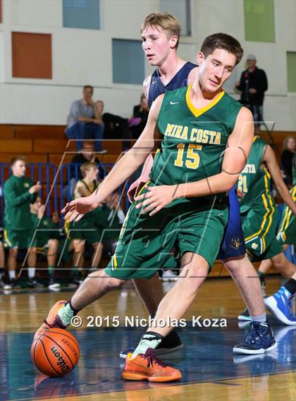 Thumbnail 1 in Mira Costa vs. Santa Monica (El Segundo Tournament) photogallery.