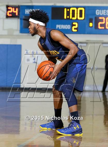 Thumbnail 2 in Mira Costa vs. Santa Monica (El Segundo Tournament) photogallery.