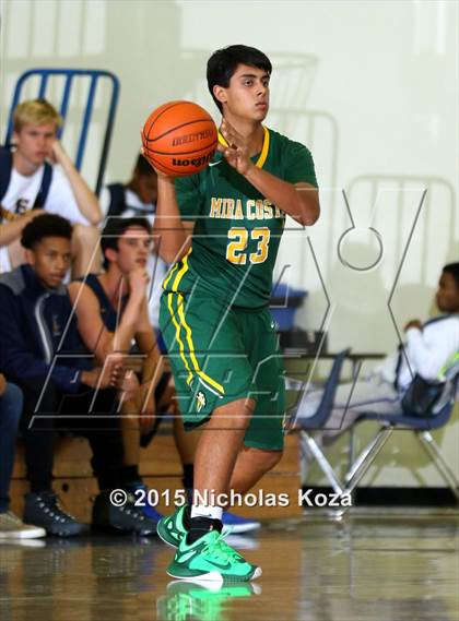Thumbnail 2 in Mira Costa vs. Santa Monica (El Segundo Tournament) photogallery.
