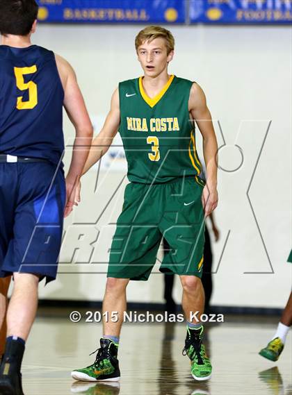 Thumbnail 3 in Mira Costa vs. Santa Monica (El Segundo Tournament) photogallery.