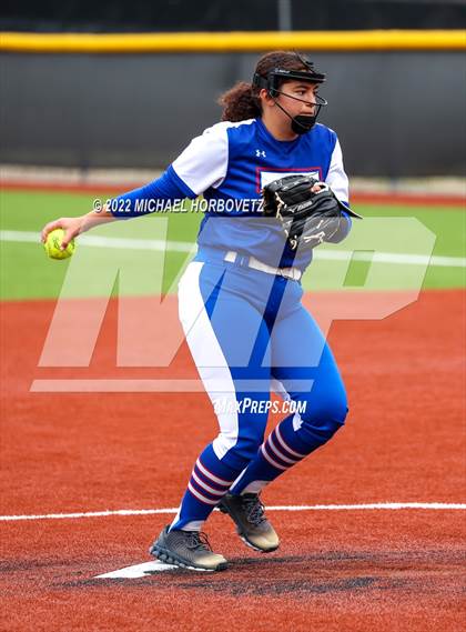 Thumbnail 3 in Wylie vs Temple photogallery.